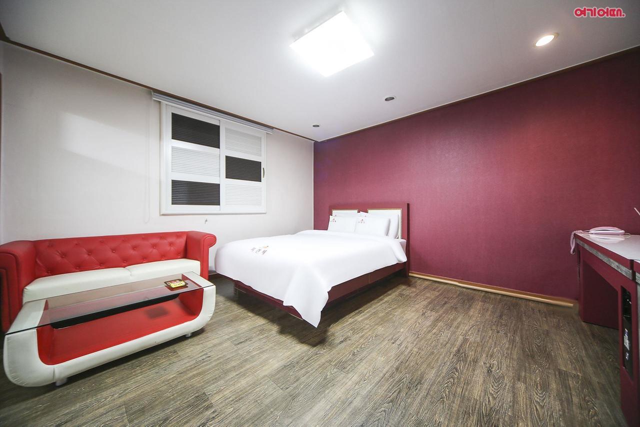 Firenze Motel Aszan Kültér fotó